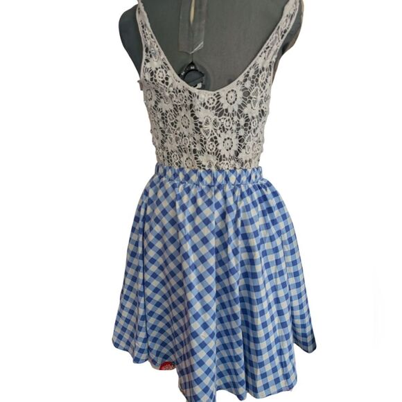 Matilda Jane Dutch Apple Skirt Large Blue Check Embroidered Strawberry Women's S - Picture 5 of 10